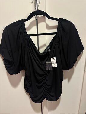🆕 Express Women's Black Ruched V-Neck Cropped Top